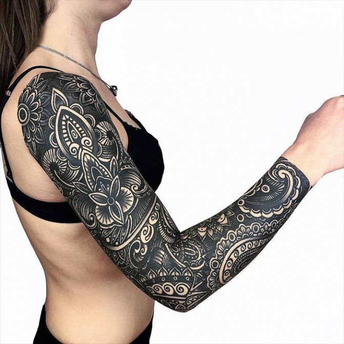 Tattoo on girls arm doddle sleeve