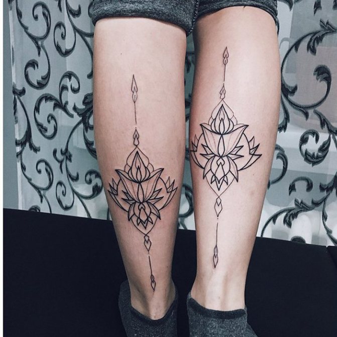 Tattoo for girls with patterns on legs paired