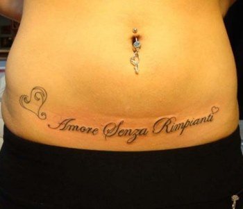 Tattoo on the belly for postpartum girls to hide stretch marks