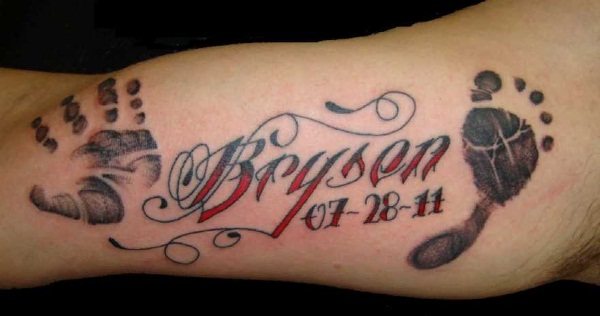 Tattoo inscriptions on the arm of girls. Photos, sketches in Latin with translation, meaning