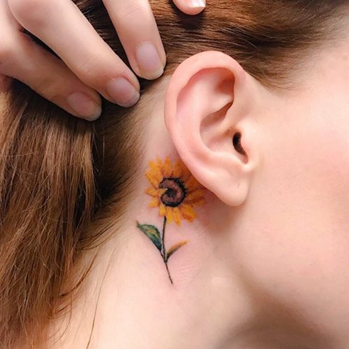 Tattoo behind the ear for girls. Photos, sketches, meaning