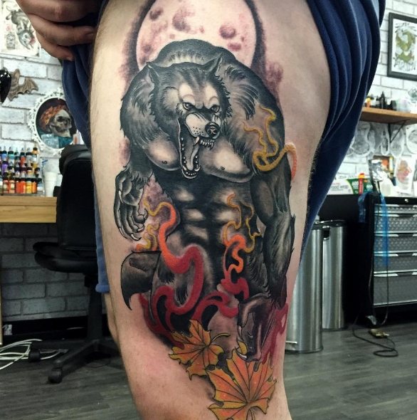 Tattoo werewolf moon on legs